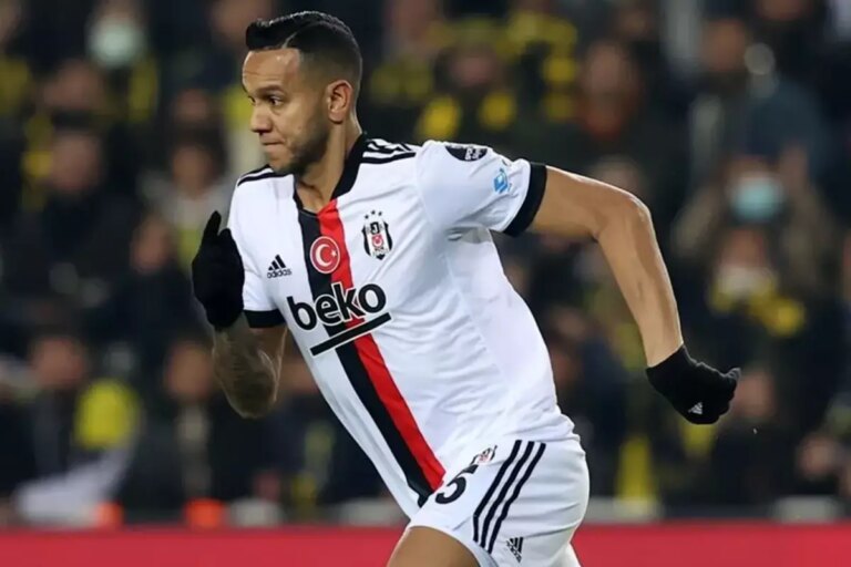 josef-de-souzadan-fenerbahcelileri-kizdiran-paylasim-3vAhy3Sl.jpg