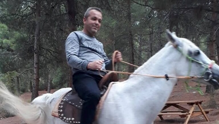 denize-giren-ogretmen-bogularak-hayatini-kaybetti-tyQhQ63Z.jpg
