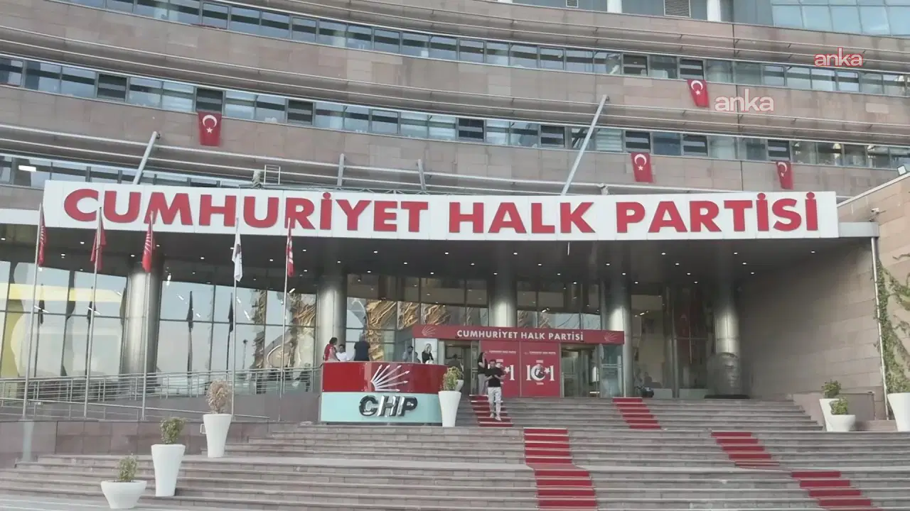 chpde 39 olagan kurultay kasim ayinin ikinci yarisinda yapilacak kurultay tarihi 9 eylul gunu ilan edilecek LHsHC6EA