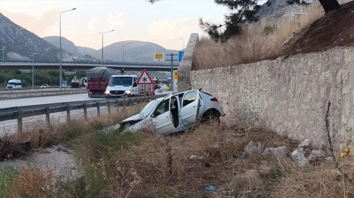 amasyada trafik kazasi surucu yaralandi r48dLtHI