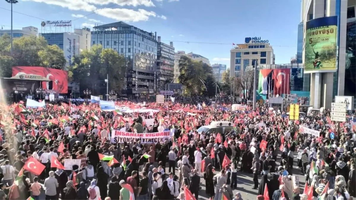 ankarada gazze icin yuruyus ydyshxOd