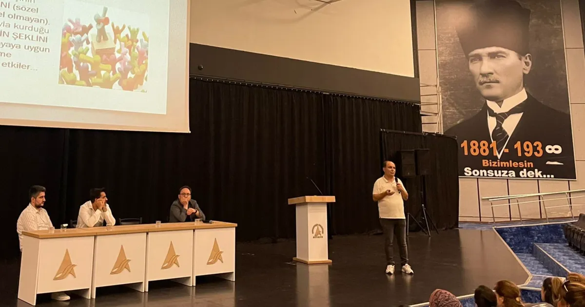 antalya muratpasadan otizm farkindaligi semineri gxkt4cca