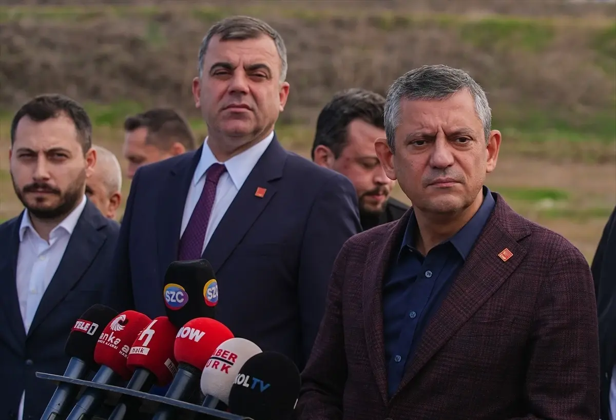 chp genel baskani ozel marmara kapali ceza infaz kurumu onunde konustu aciklamasi 6rHZ9CKU.jpg