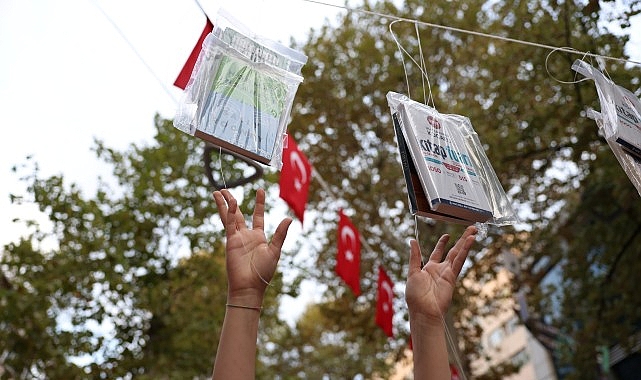 kocaelide gelenek bozulmadi kitaplar yine ilk agaclarda acti ii3qDCgj