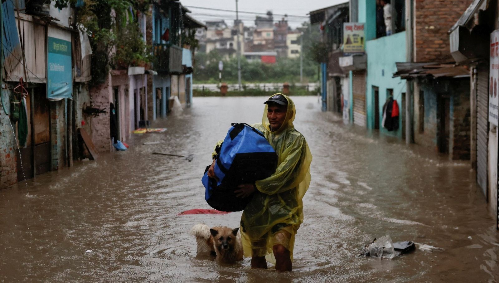 nepalde siddetli yagislar 60 can aldi snA9hEHe