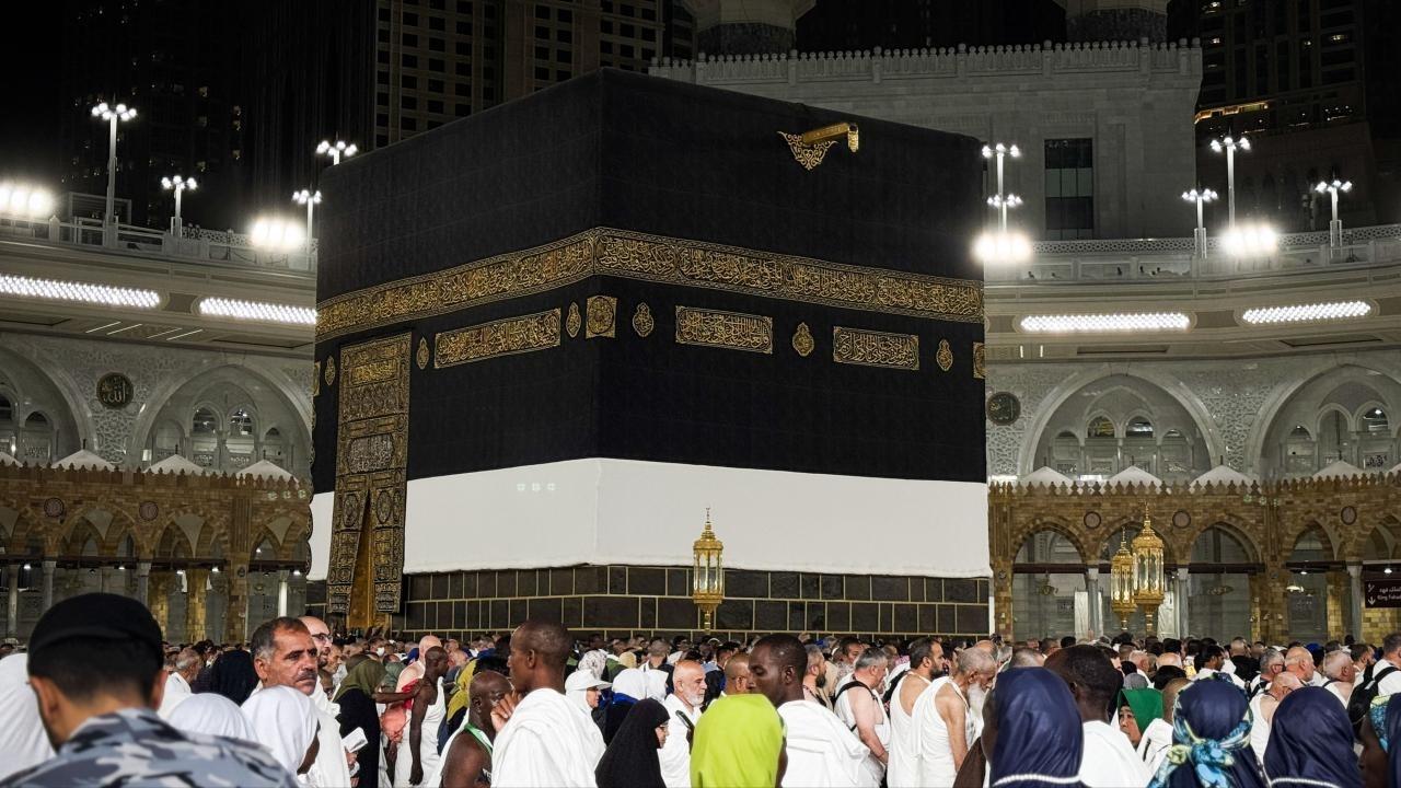 hac kurasi yarin 18 milyon haci adayi buyuk bir merakla bekliyor KOh9SnO7.jpg