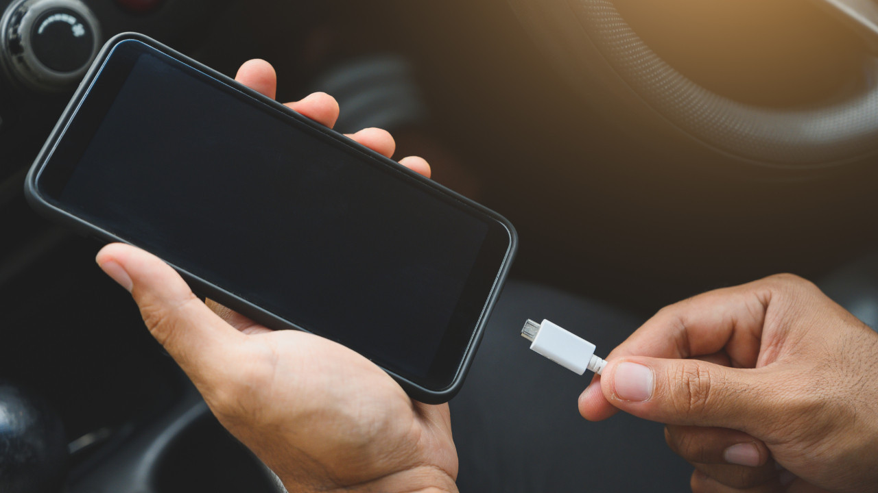 30-dakikada-ne-kadar-doluyor-en-hizli-sarj-olan-telefonlar-testte-LMIFW4iA